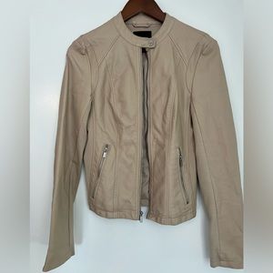 Motorcycle jacket